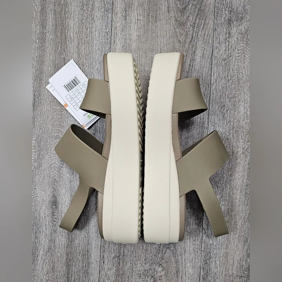 Crocs Women's Brooklyn Low Wedge Sandals - Size 8 *NWT* - Picture 5 of 7